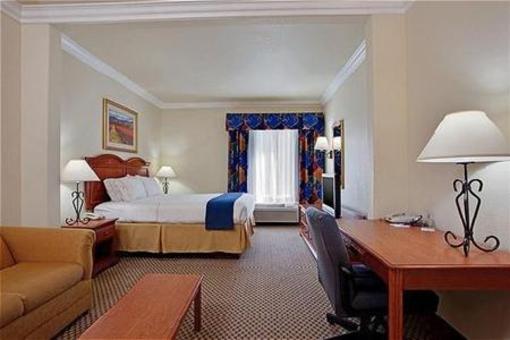 фото отеля Holiday Inn Express Hotel & Suites Paso Robles
