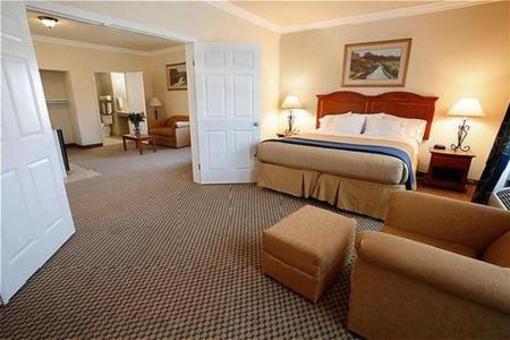 фото отеля Holiday Inn Express Hotel & Suites Paso Robles
