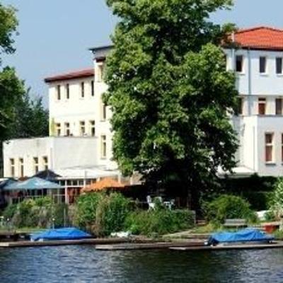фото отеля Essentis Bio Seminarhotel An Der Spree Berlin