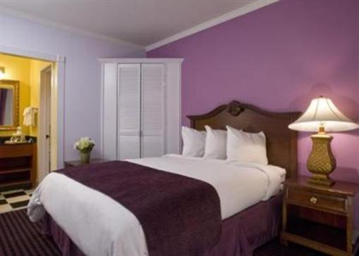 фото отеля Quality Inn & Suites Maison Saint Charles New Orleans