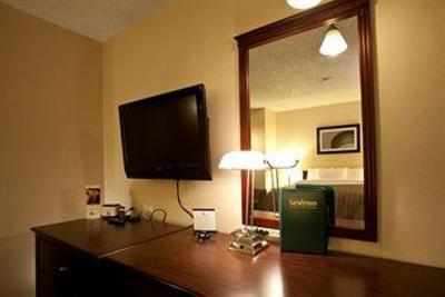 фото отеля Sandman Hotel Calgary City Centre