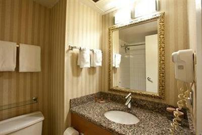 фото отеля Sandman Hotel Calgary City Centre
