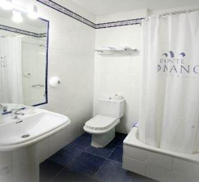фото отеля Puente Romano Hotel Cangas de Onis