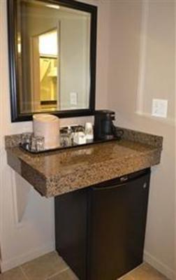 фото отеля Executive Royal Inn West Edmonton