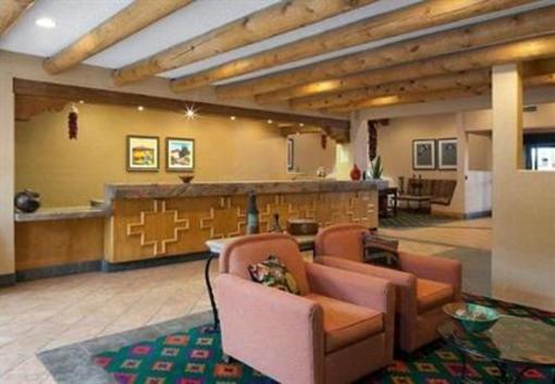 фото отеля Courtyard by Marriott Santa Fe