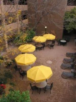 фото отеля Courtyard by Marriott Santa Fe