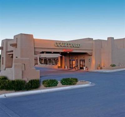 фото отеля Courtyard by Marriott Santa Fe