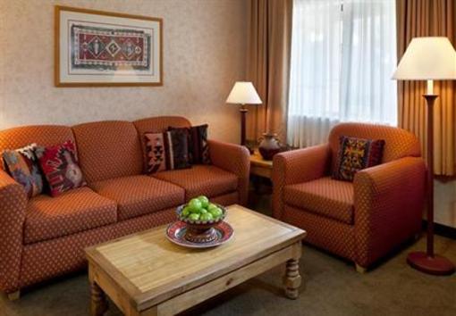 фото отеля Courtyard by Marriott Santa Fe