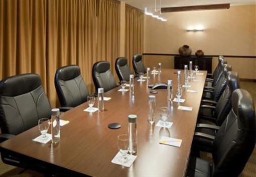 фото отеля Courtyard by Marriott Santa Fe