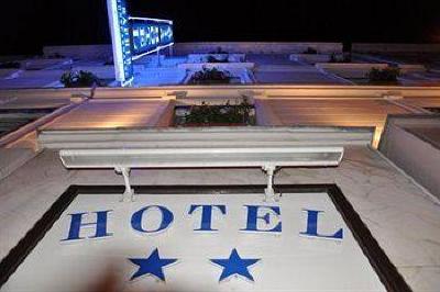 фото отеля Avia Montparnasse Hotel