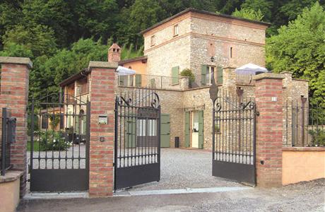 фото отеля Torre Del Borgo - Residenza D'Epoca