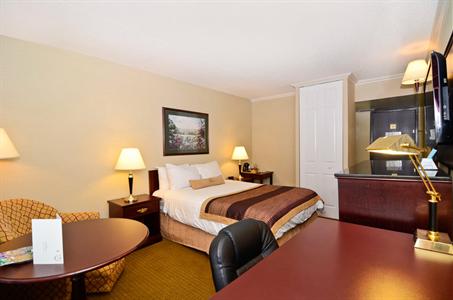 фото отеля Best Western Wayside Inn Wetaskiwin