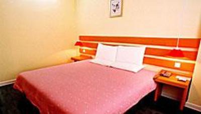фото отеля Homeinn Inn (Chongqing Shiqiaopu)