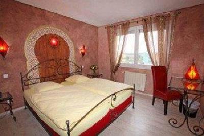 фото отеля Hotel Restaurant Champ Alsace Haguenau