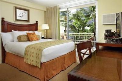 фото отеля Courtyard by Marriott Waikiki Beach