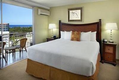 фото отеля Courtyard by Marriott Waikiki Beach