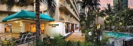 фото отеля Courtyard by Marriott Waikiki Beach