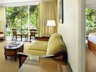 фото отеля Courtyard by Marriott Waikiki Beach