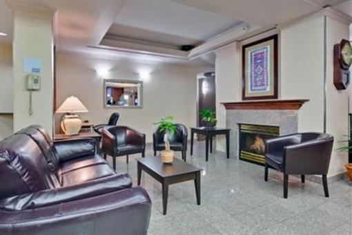 фото отеля Holiday Inn Express Kamloops