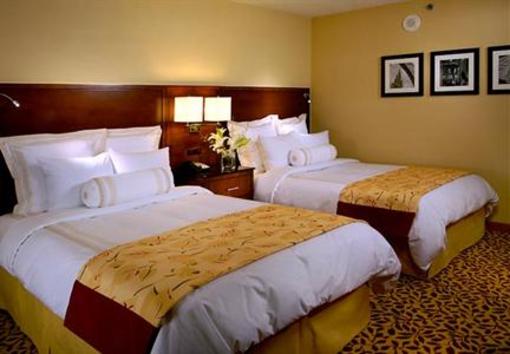 фото отеля Marriott Cleveland Downtown at Key Center