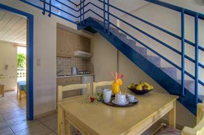 фото отеля Esperia Beach Apartments Rethymno