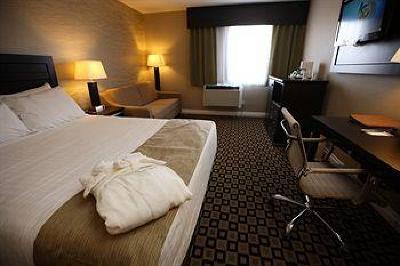фото отеля Sawridge Inn Fort McMurray