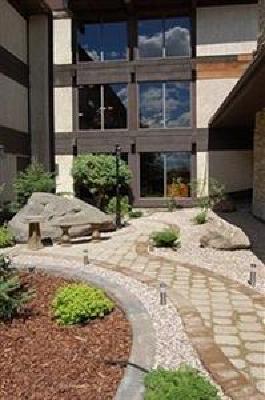 фото отеля Sawridge Inn Fort McMurray
