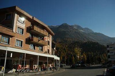 фото отеля Hotel Corvatsch