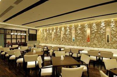 фото отеля Hotel Sunroute Plaza Shinjuku