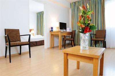 фото отеля Residhome Prestige Paris Massy Residence