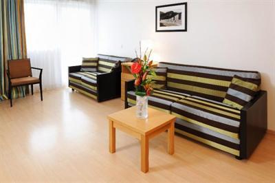 фото отеля Residhome Prestige Paris Massy Residence