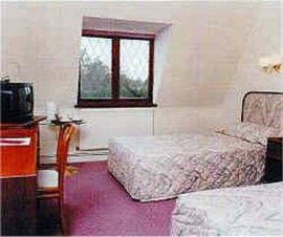 фото отеля Days Hotel Gatwick Horley