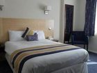 фото отеля Days Hotel Gatwick Horley