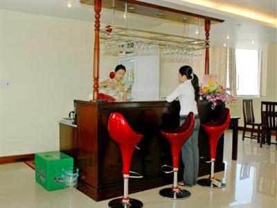 фото отеля Crown Hotel Hue