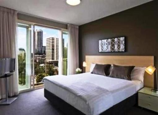 фото отеля Medina Executive South Yarra