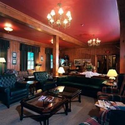 фото отеля Delta Sherwood Inn Port Carling