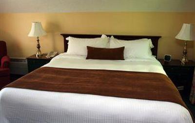 фото отеля Delta Sherwood Inn Port Carling
