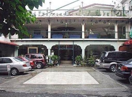 фото отеля Garden Plaza Hotel Manila