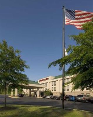 фото отеля Hampton Inn Waldorf