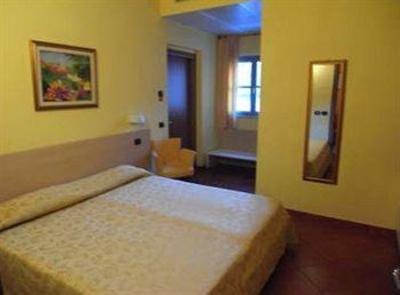 фото отеля Hotel Larius
