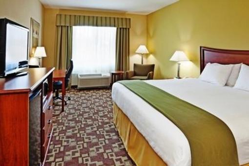 фото отеля Holiday Inn Express Hotel & Suites Southern Pines