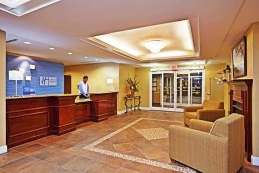 фото отеля Holiday Inn Express Hotel & Suites Southern Pines