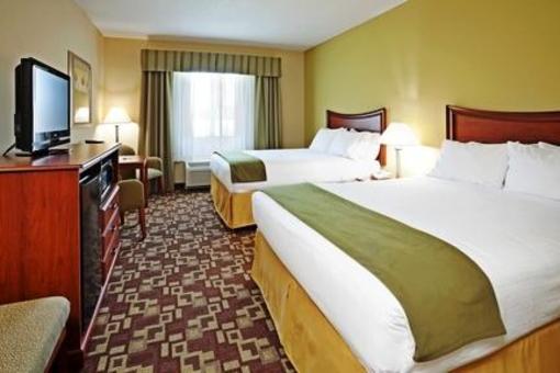 фото отеля Holiday Inn Express Hotel & Suites Southern Pines