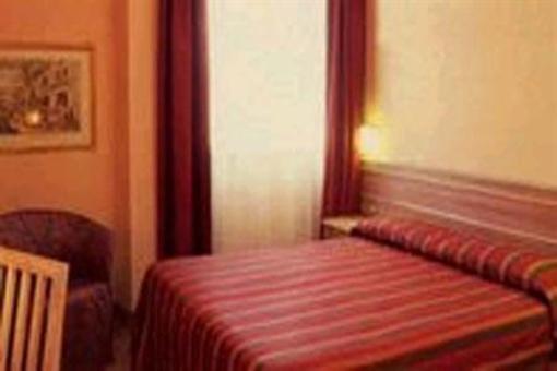 фото отеля Hotel Ascot Binasco