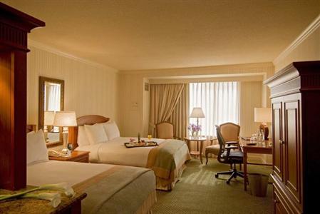 фото отеля Hilton McLean Tysons Corner