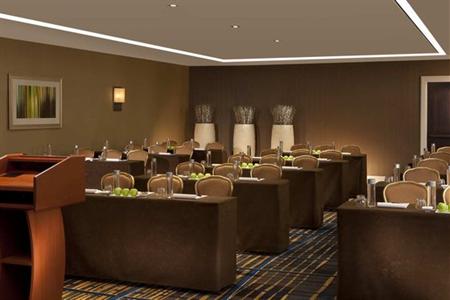 фото отеля Hilton McLean Tysons Corner