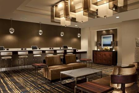 фото отеля Hilton McLean Tysons Corner