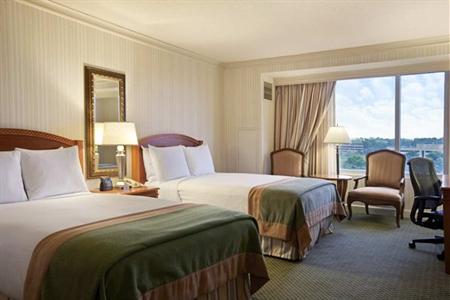 фото отеля Hilton McLean Tysons Corner