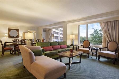 фото отеля Hilton McLean Tysons Corner