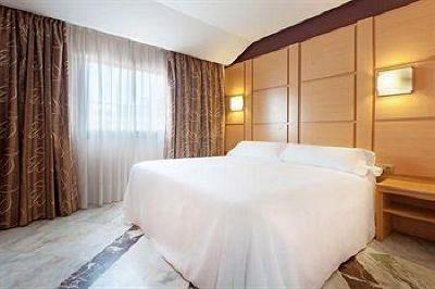 фото отеля Tryp Puertollano